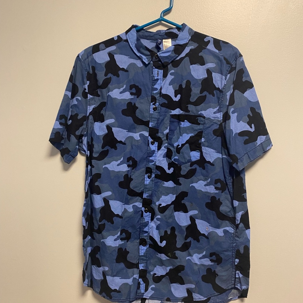 Short sleeve button up shirt